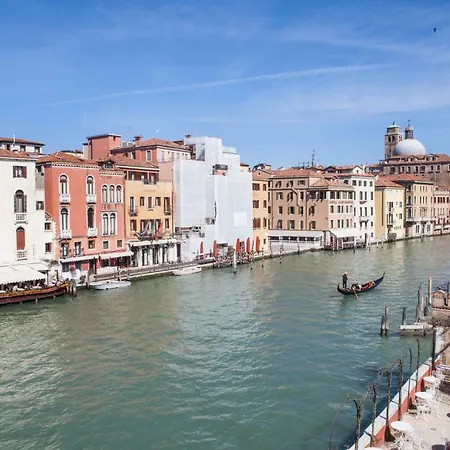 Palazzetto Foscari 4* البندقية